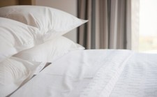 Super king flat sheet - 5, white