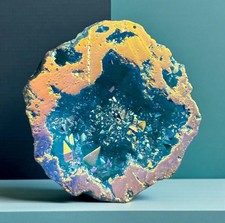 Aqua Aura Geode: Calming