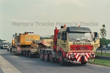 Truck Photo Mercedes-Benz
