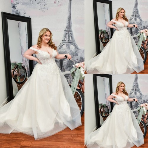 Plus size wedding - size, dresses