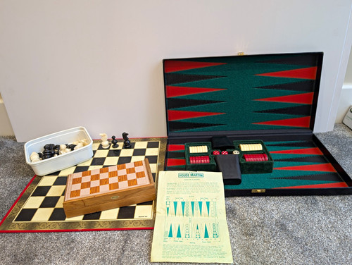 House martin backgammon - martin,