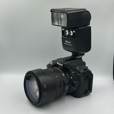 Nikon D5200 DSLR Bundle – 18-105mm VR Lens