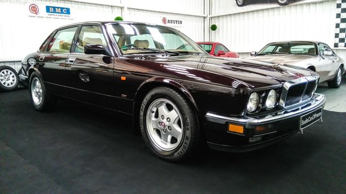 Jaguar headliner headlining - jaguar,