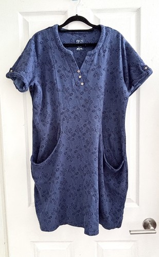 Mantaray blue floral - blue,