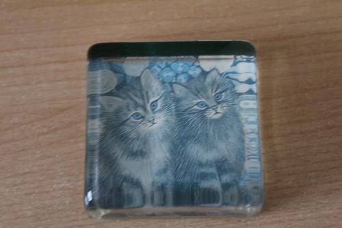 Paperweight with image of - -,