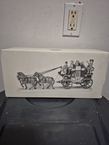 Dept 5561 dickens village - 5561-1,