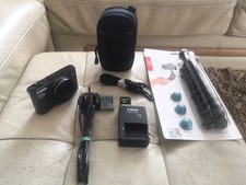 Stunning Canon PowerShot SX720 HS 20.3MP Digital Camera Black + Extras 