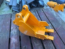 Mini Digger Digging Bucket 200mm 30mm Pins Micro Excavator JCB Captok Kubota