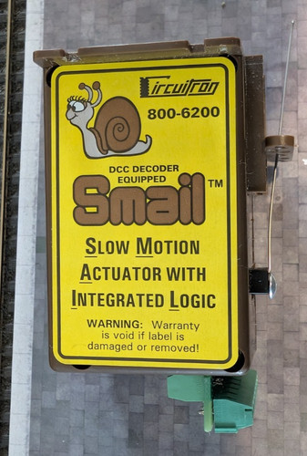 Circuitron smail slow - smail,