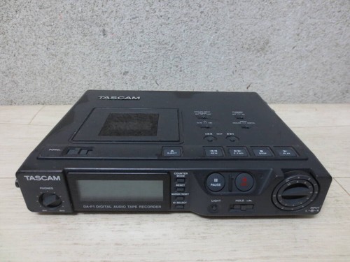Tascam portable dat - portable,