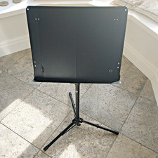 JHS orchestral music stand, heavy duty, extending, folding