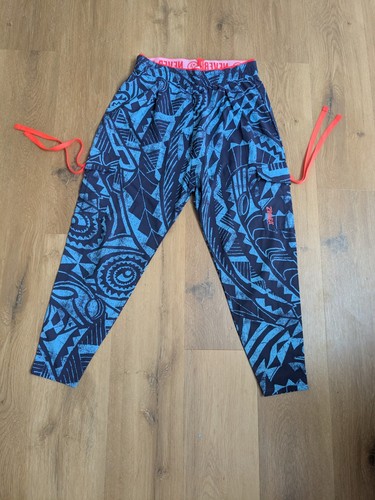Excellent condition zumba - excellent, wear