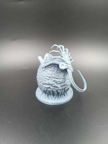 Facehugger and egg miniature - facehugger,
