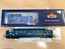 Bachmann 00 Gauge Class 55 Deltic 012 'Crepello' BR Blue Boxed 32-527