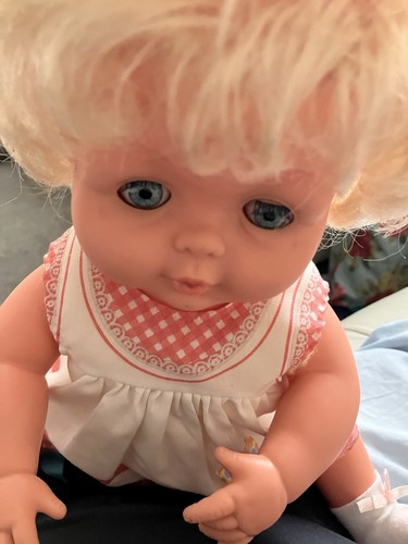 Beautiful original tiny tears - beautiful,
