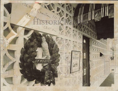 1966 press photo - press, sign