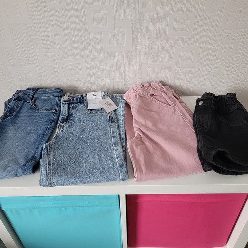 Girls clothes bundle age - , 4.