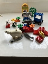 DUPLO Zoo Animals, sign and flowers and tree