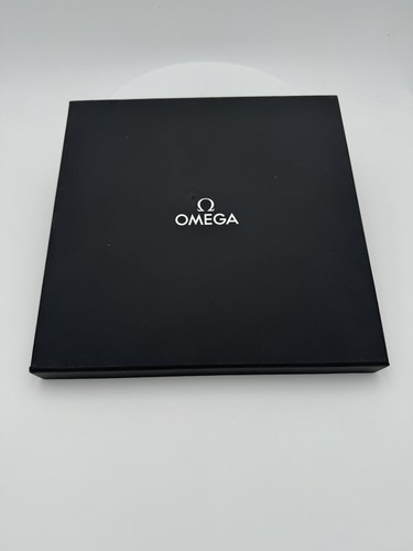 Omega buzz aldrin moon clock - moon,