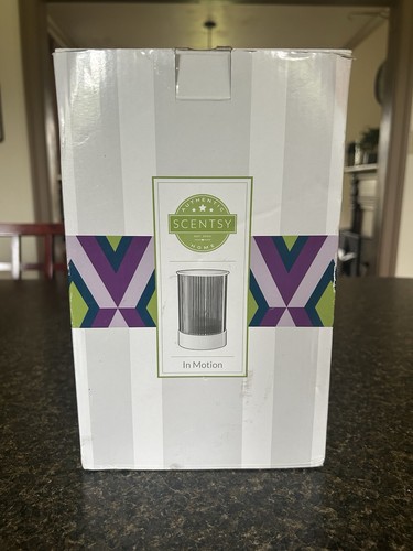 Brand new scentsy motion - new,