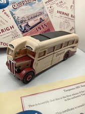 Corgi Timpsons Aec Regal Coach 97181