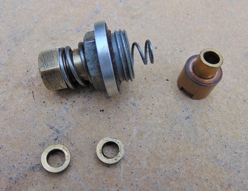 Carburettor jet bearing - su,