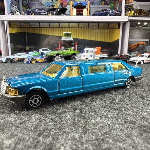 Majorette mercedes benz - majorette, mercedes-benz