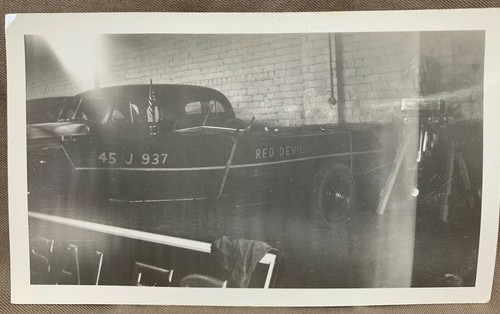 Red devil speed boat - garage, w/