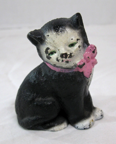 Hubley cat with pink - with, cast