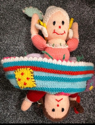 Vintage hand knit - hand-knit, topsy