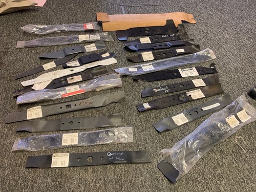 Mixed lawn mower - lawn, blades