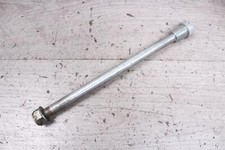 Swing axis bolt axis swing