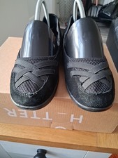 Ladies Pavers Shoes Size 5