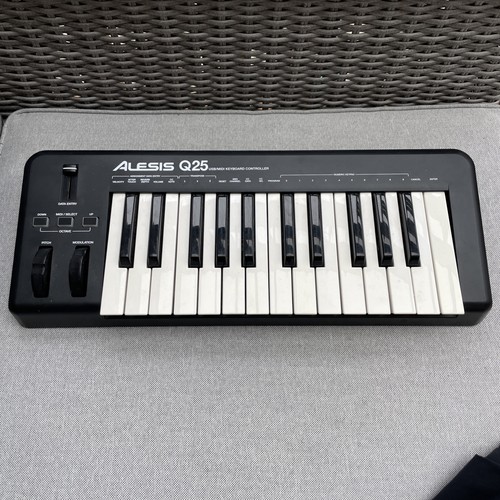 Alesis q25 key - alesis,