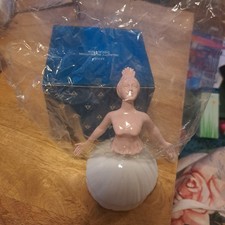 Bnib Vintage Avon Lady Odessey