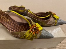 BNIB Womens Handmade Italian