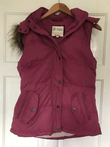 Fat face gilet body - face,