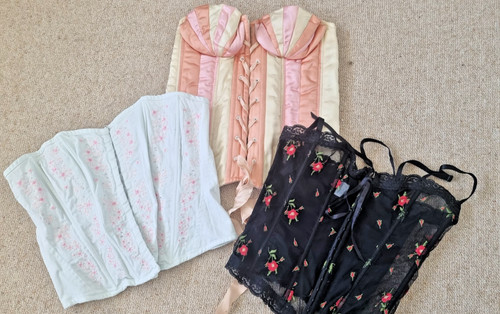 Vintage costume corsets - 3,