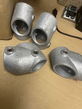 Galvanised ( G129-D ) 1-1/2” Adjustable Short Tee Hand Rail Fixings X 16