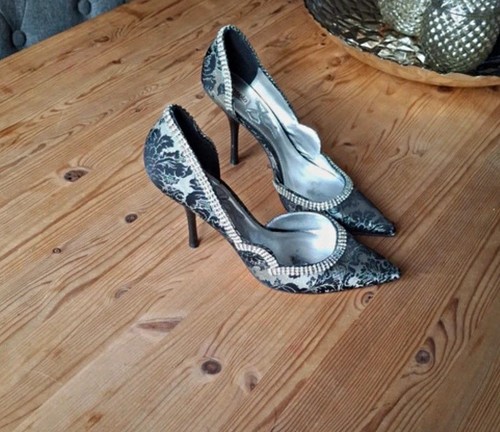 Faith 00s black silver - black,