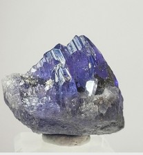 Spectacular Tanzanite Natural