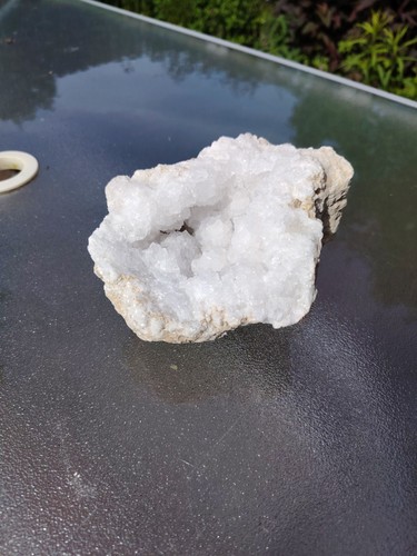 Large 2kg quartz geode - large,