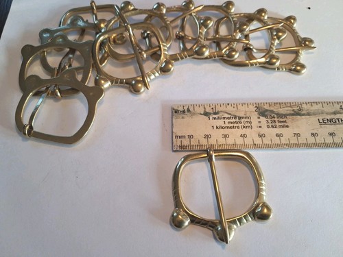 Three lobe buckle brass - buckle,
