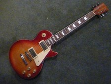 lp style electric guitar