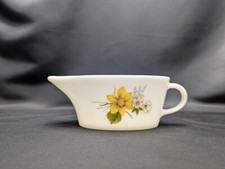 Pyrex JAJ Gravy Boat Autumn