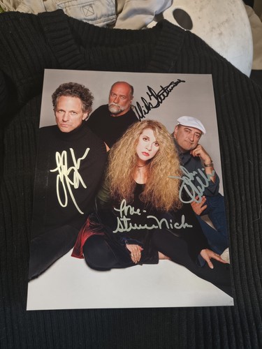 Fleetwood mac band autographed - mac,