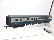 Airfix 54200 OO Gauge BR Mk2D Brake Coach E9479