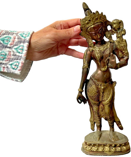 Antique bronze bodhisattva - bronze,