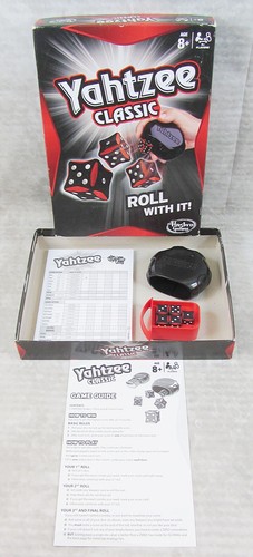 Hasbro gaming yahtzee - hasbro, classic