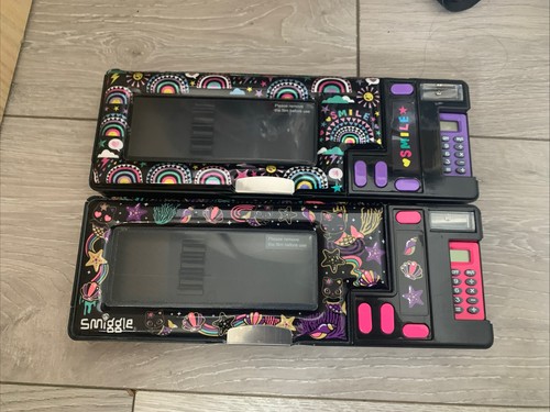There pop out pencil case - ,